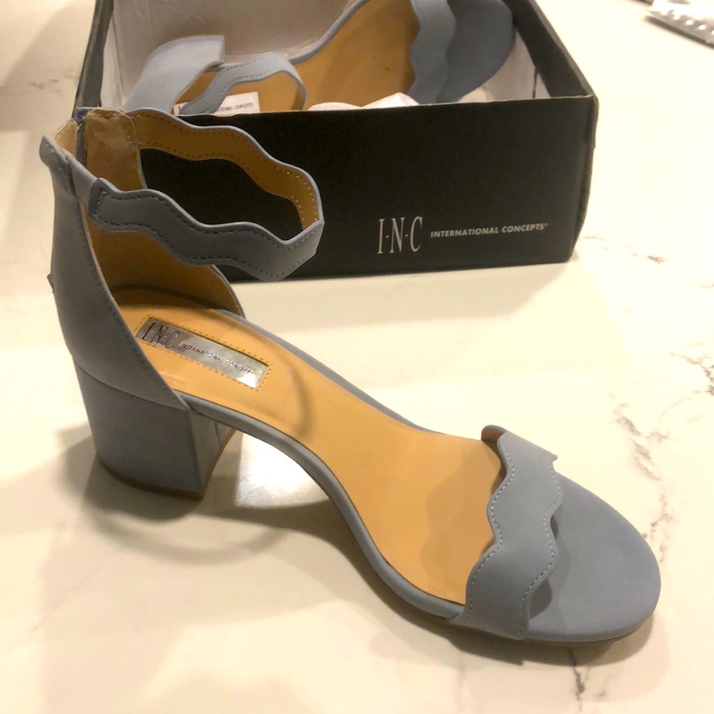 I.N.C Hadwin Scallop Block Heel Sandals